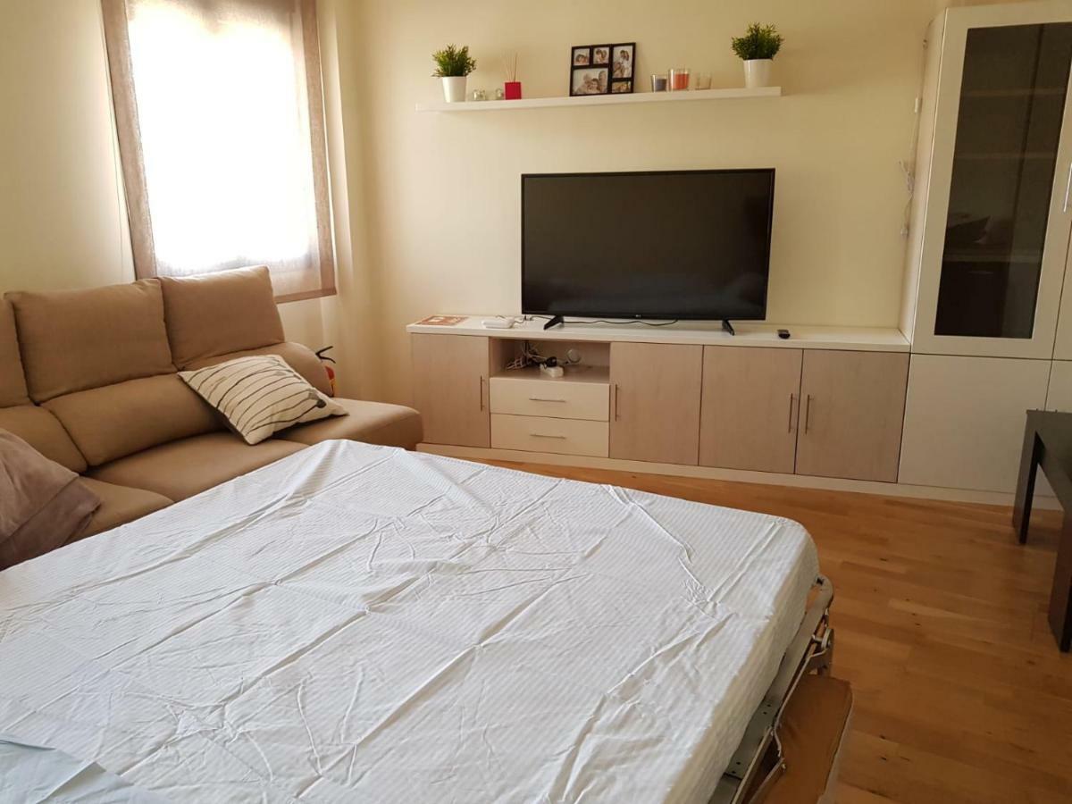 Apartamento Las Navas Лас Навас дел Маркес Екстериор снимка